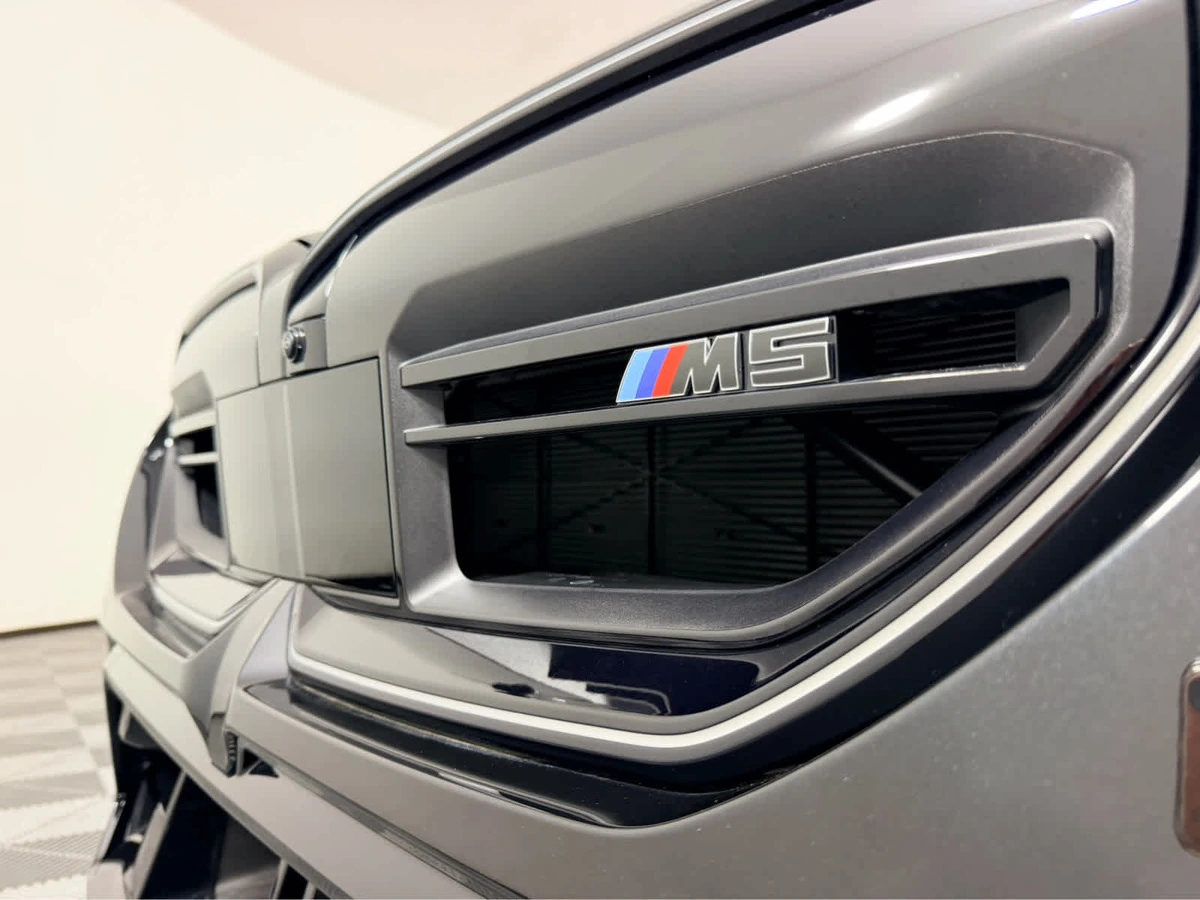 2026 BMW M5 M5 Touring - Photo 9