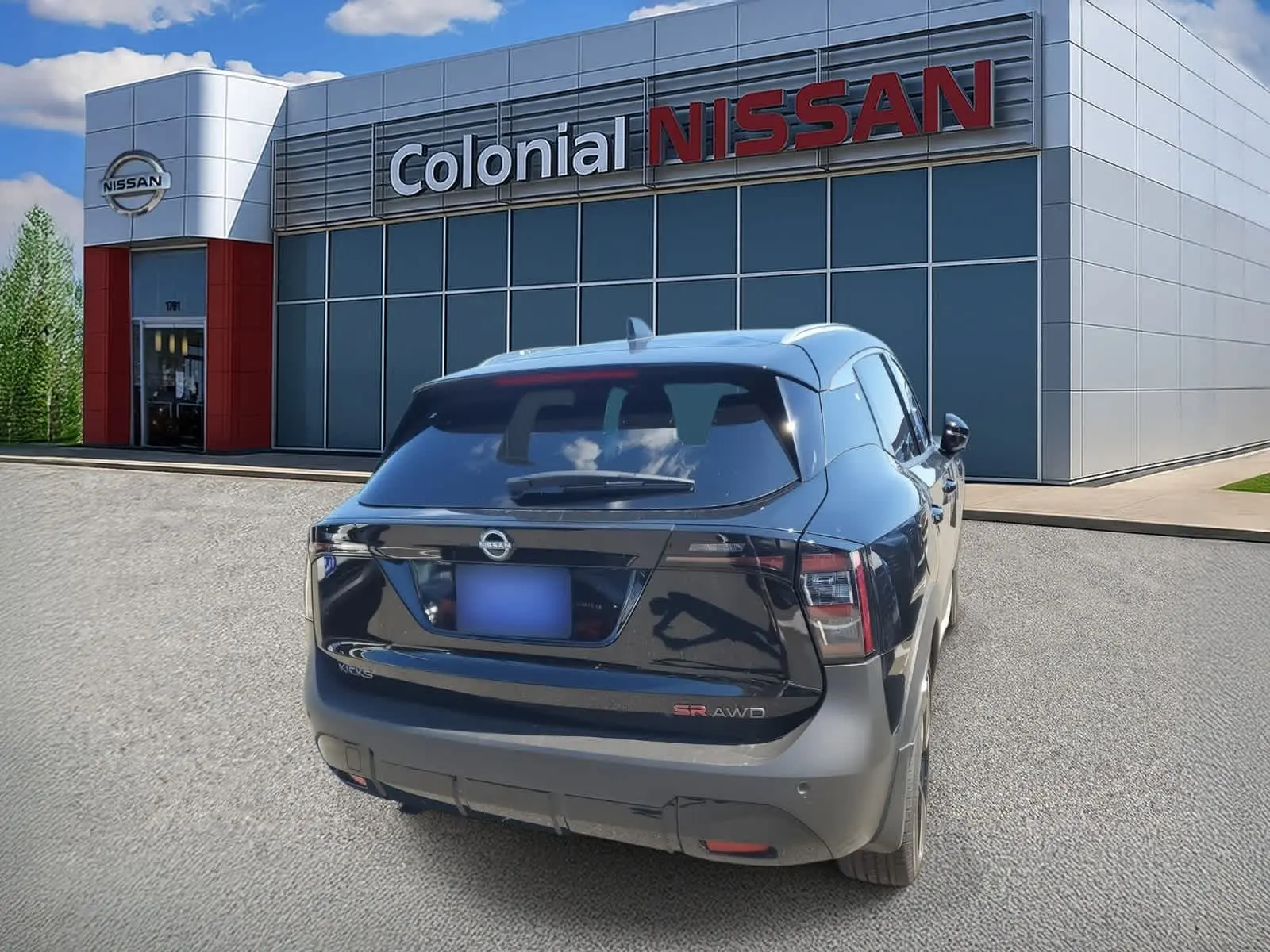 2025 Nissan Kicks SR photo 3