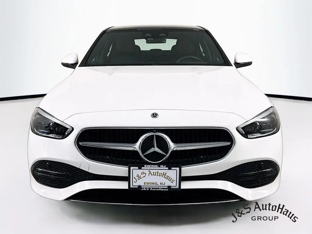 2022 Mercedes Benz C 300 photo 2