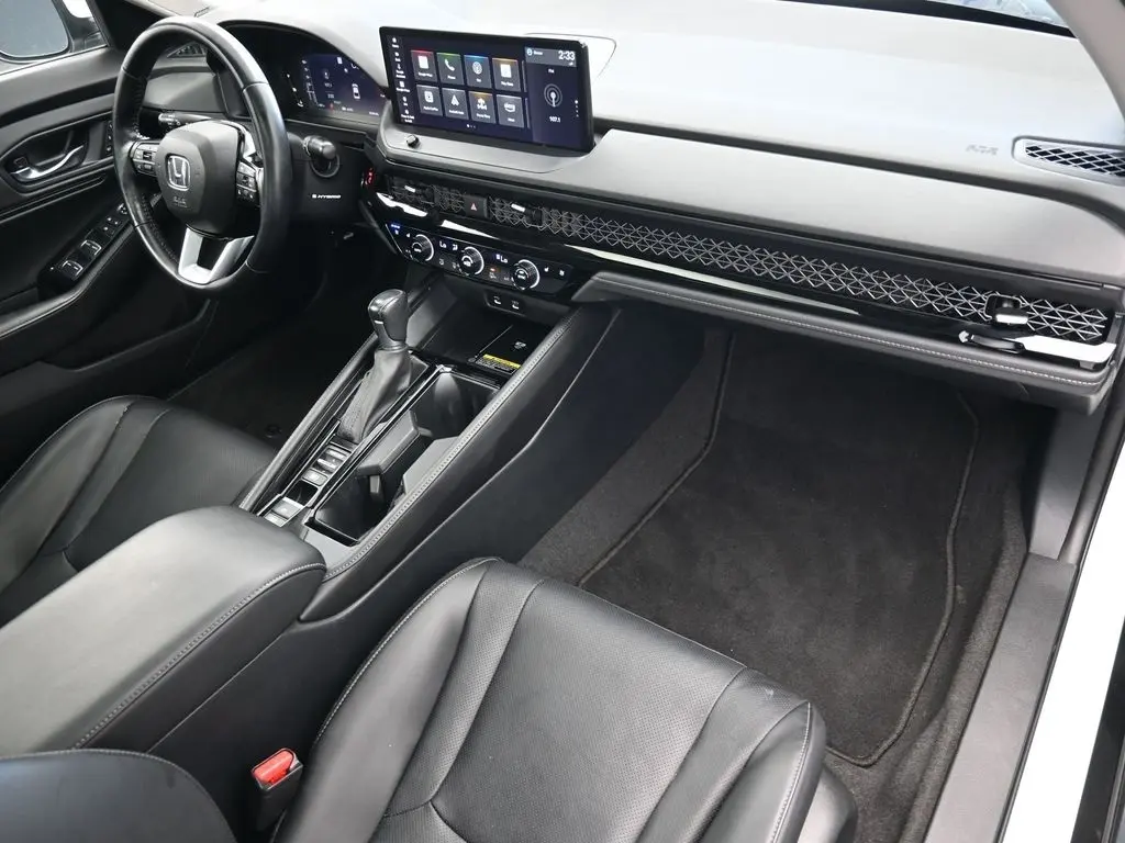 2023 Honda Accord Hybrid Touring photo 30