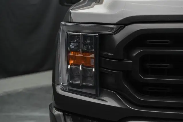 2022 Ford F-150 XLT photo 3