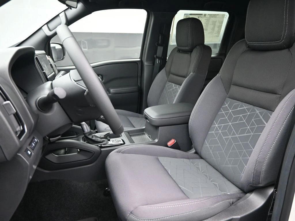 2026 Nissan Frontier SV - Photo 18