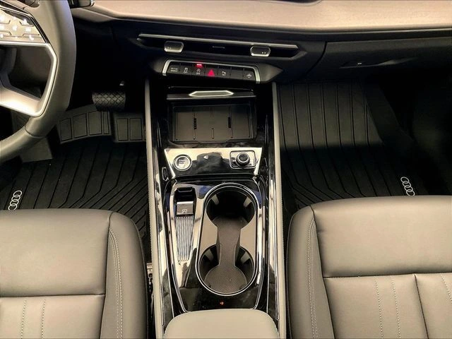 2026 Audi Q3 Base - Photo 10