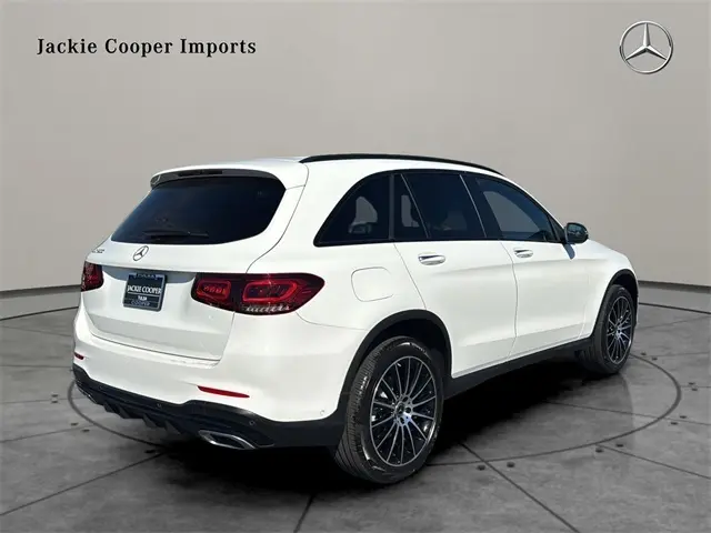 2022 Mercedes Benz GLC 300 photo 5