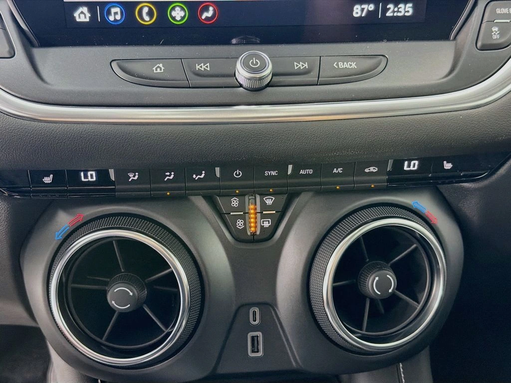 2026 Chevrolet Blazer LT - Photo 15