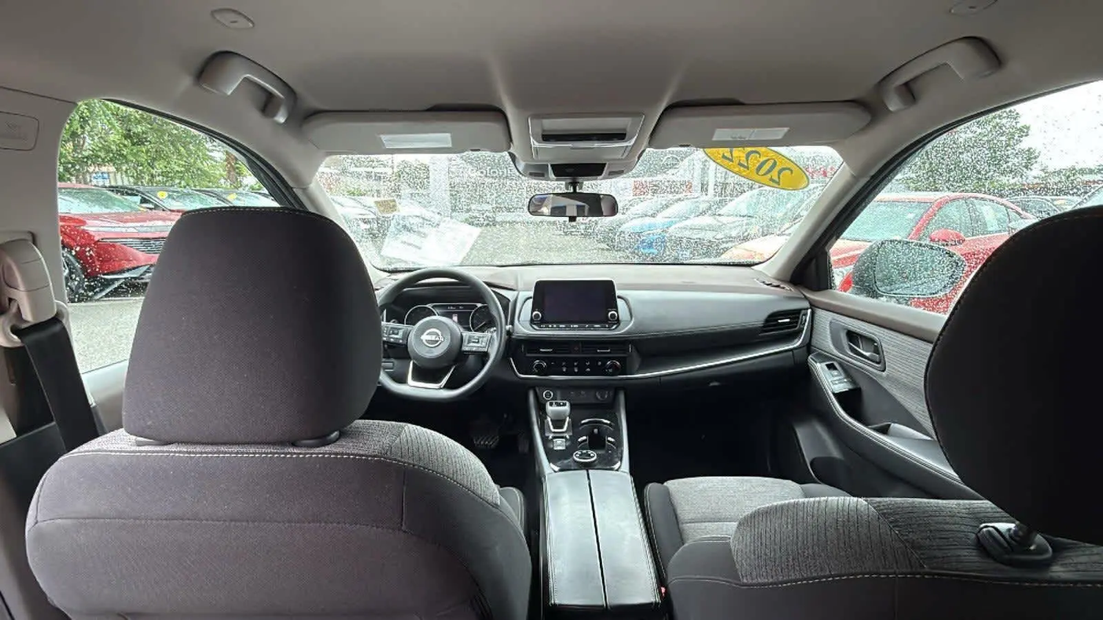 2022 Nissan Rogue S photo 19