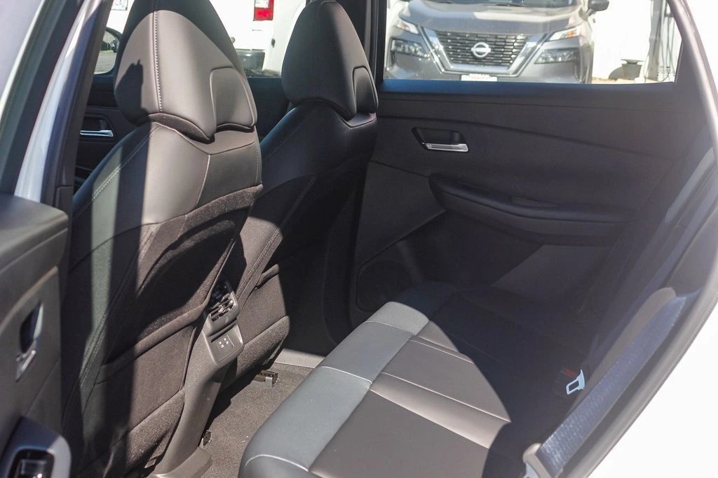 2026 Nissan LEAF SV+ - Photo 21