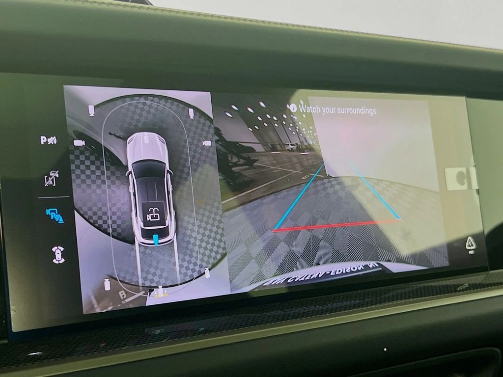 2026 Porsche Cayenne Coupe Turbo E-Hybrid - Photo 17