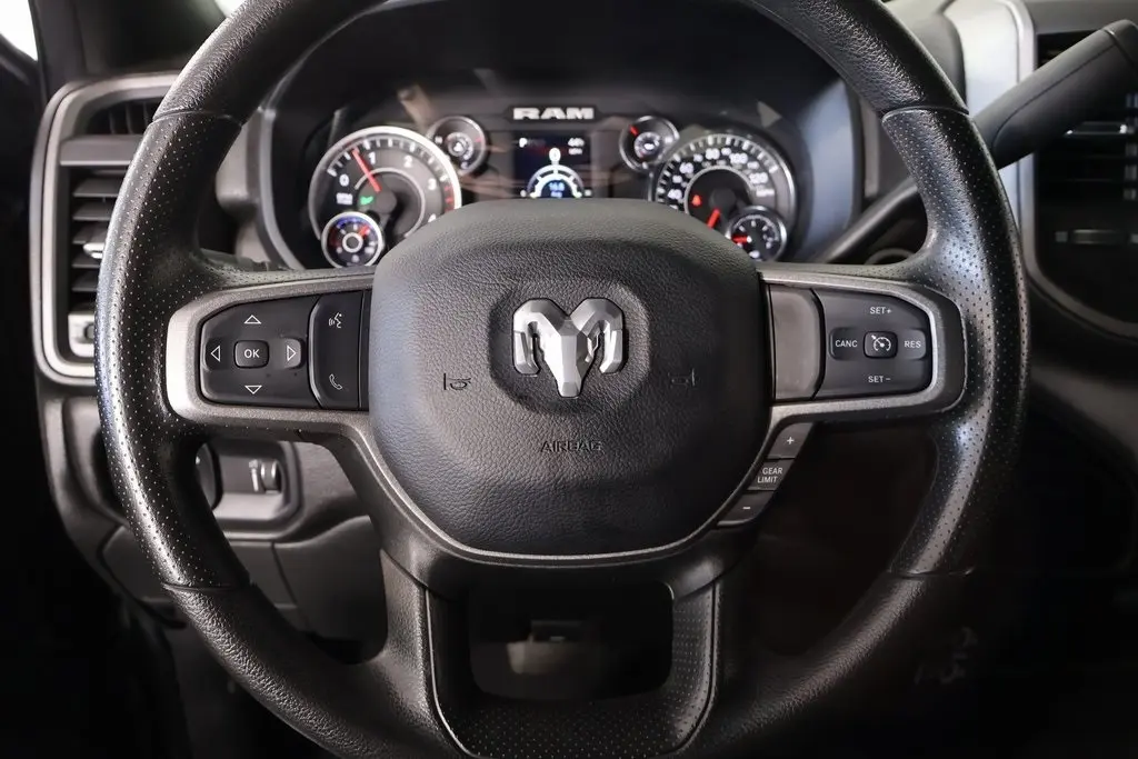 2024 Ram 2500 Tradesman photo 3