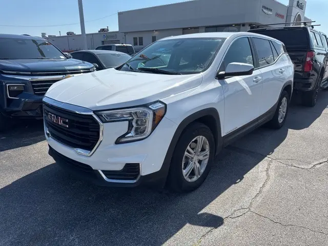 2024 Gmc Terrain SLE photo 2