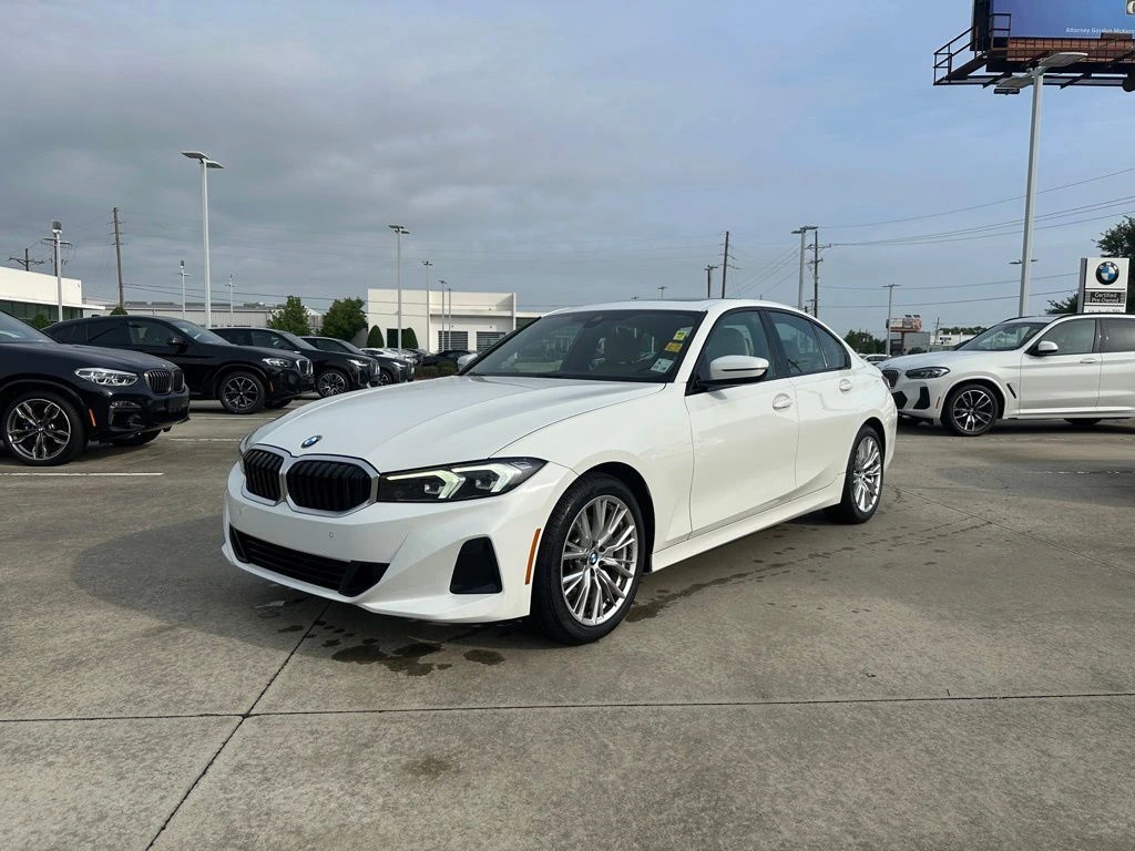 2023 BMW 3 Series 330i Sedan's photo