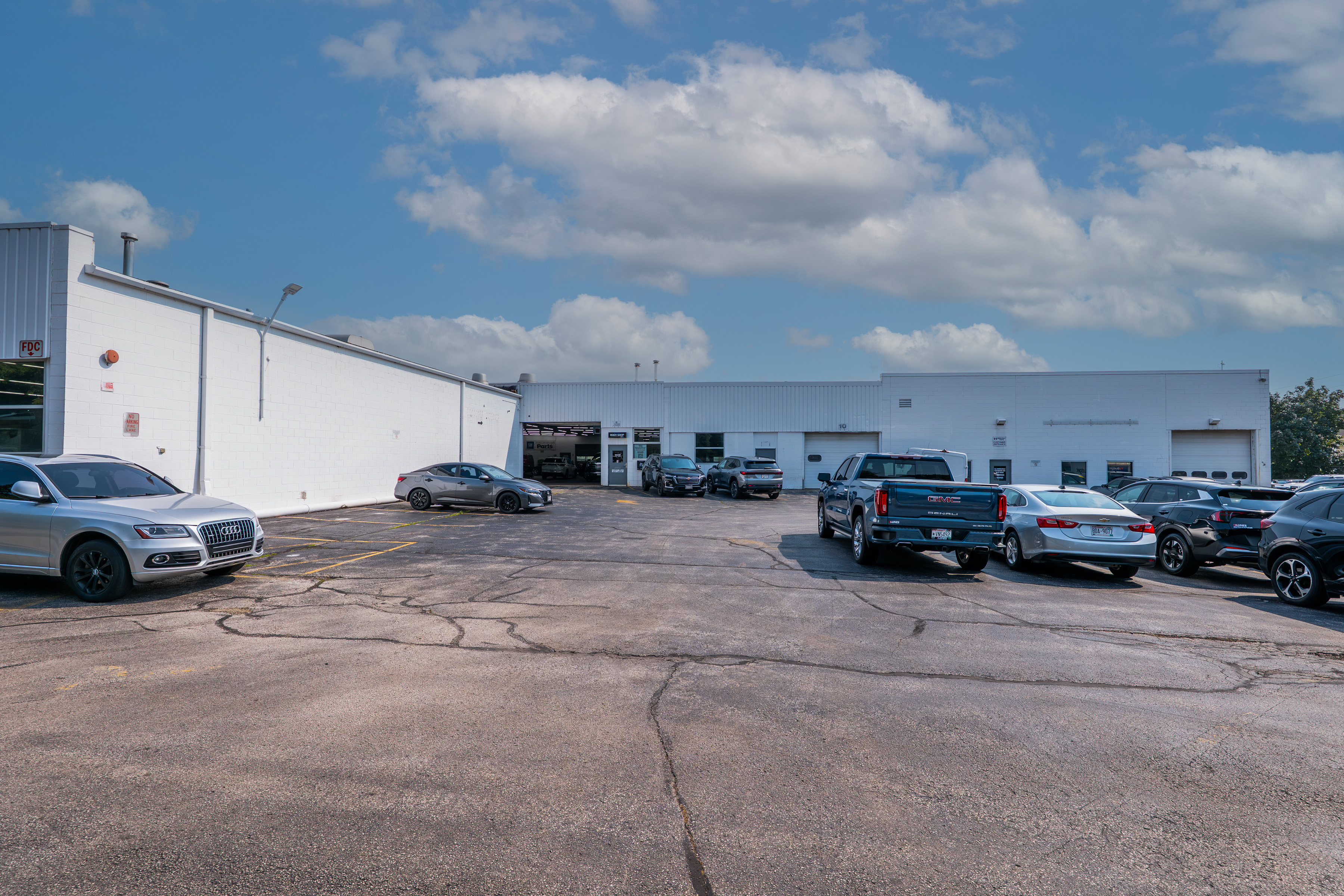 Kunes Auto Body Greenfield