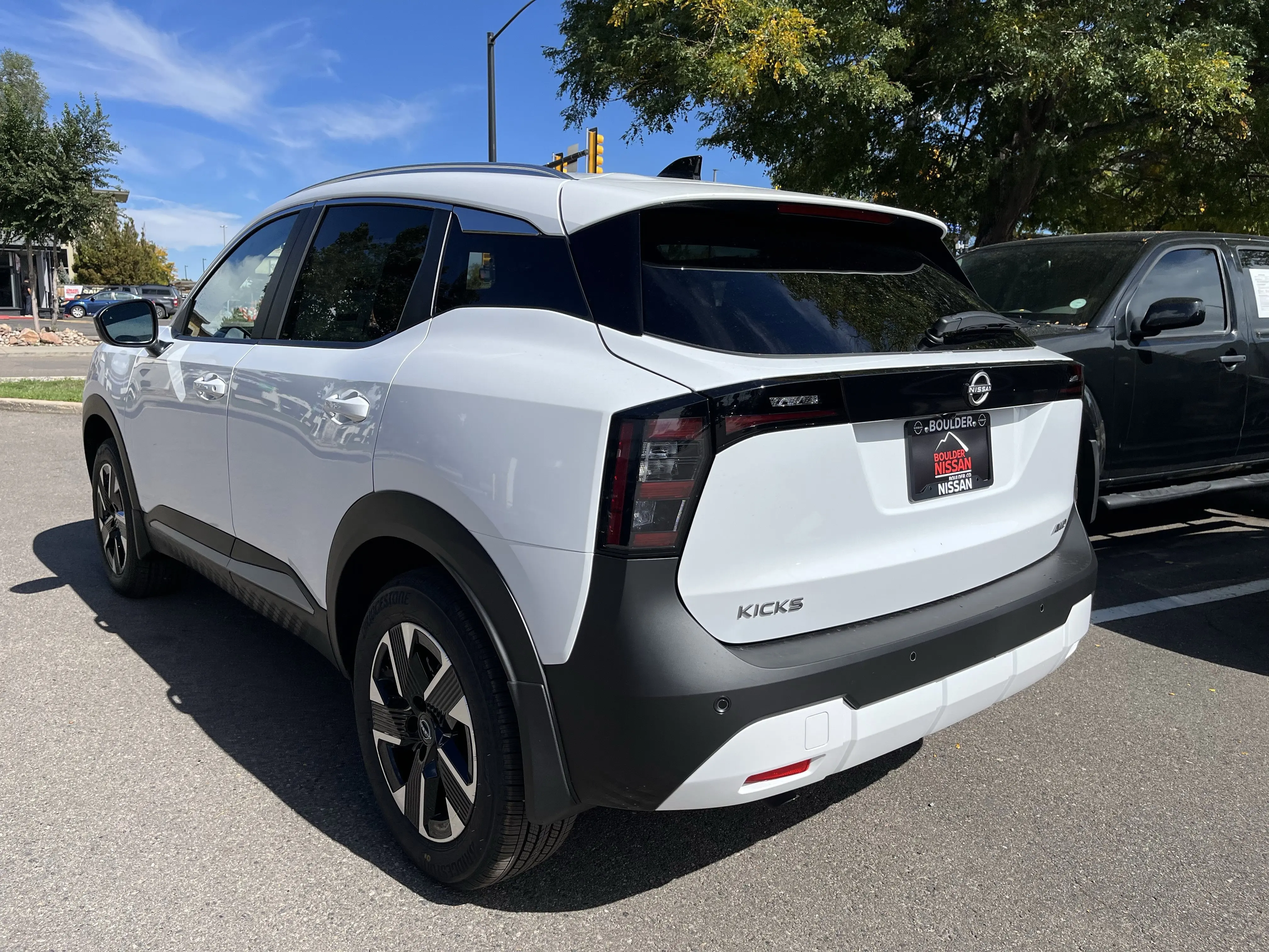 2026 Nissan Kicks SV photo 2