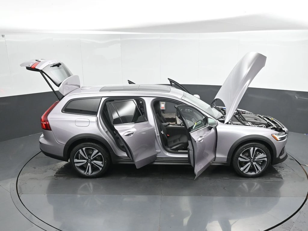 2026 Volvo V60 Cross Country Plus - Photo 48