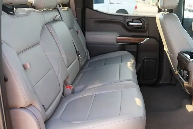 2020 Chevrolet Silverado 1500 LT Trail Boss photo 18