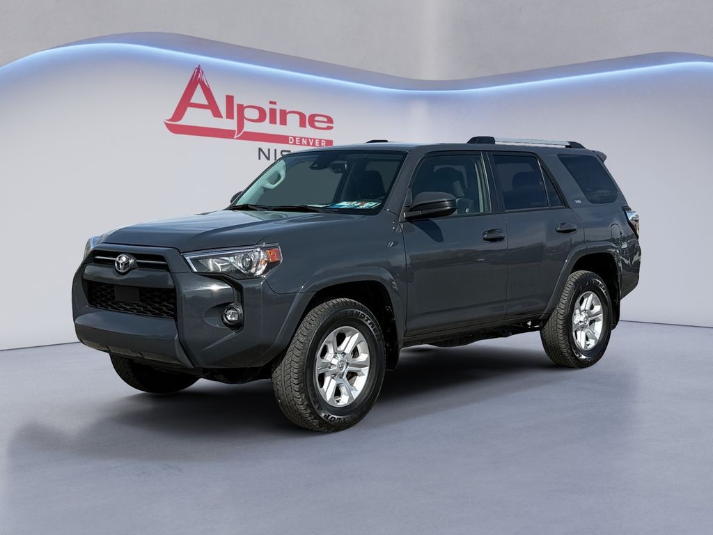 2024 Toyota 4Runner SR5 4WD
