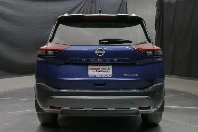 2023 Nissan Rogue SL photo 11