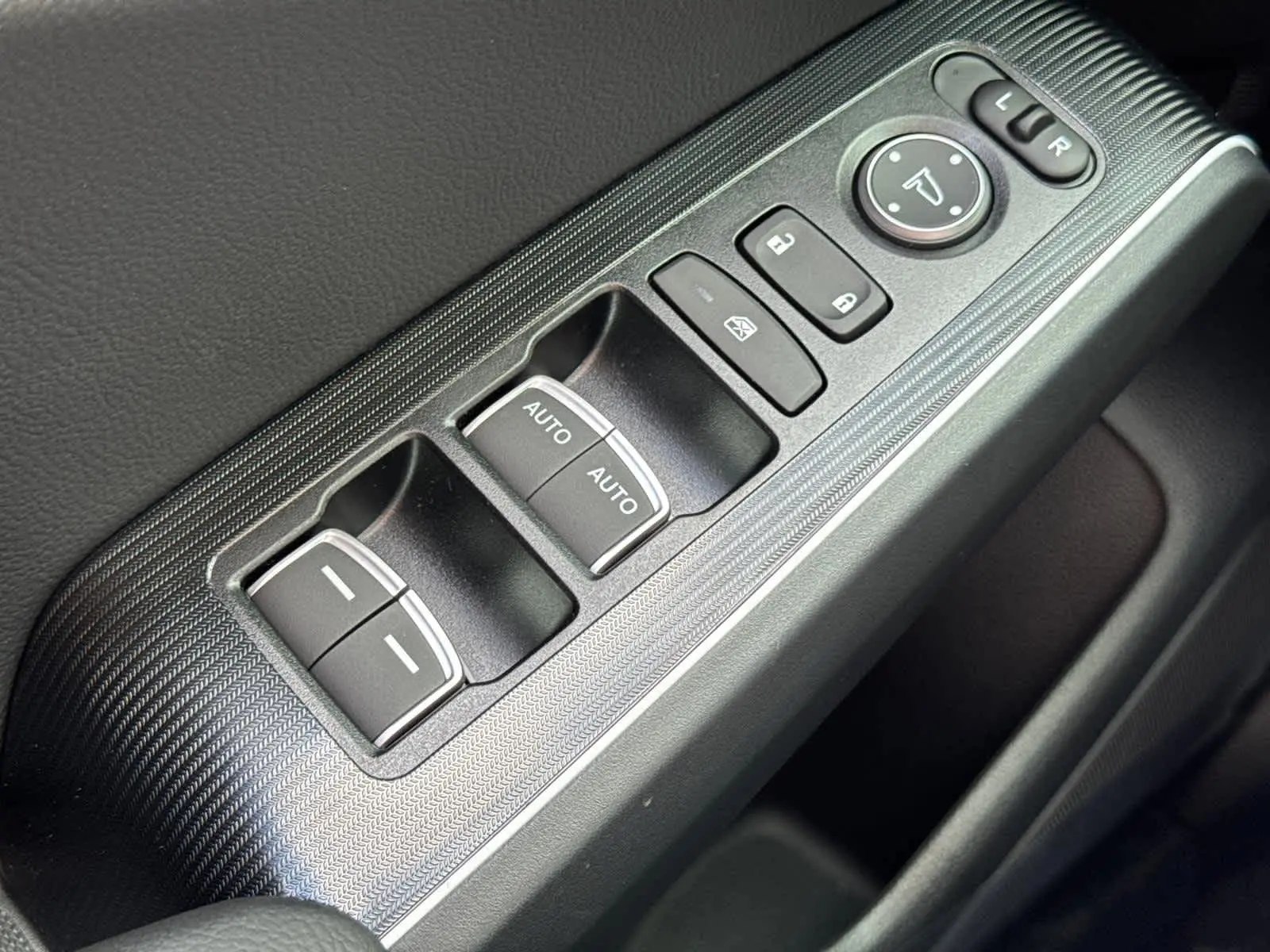 2026 Honda Civic Hybrid Sport Touring photo 23