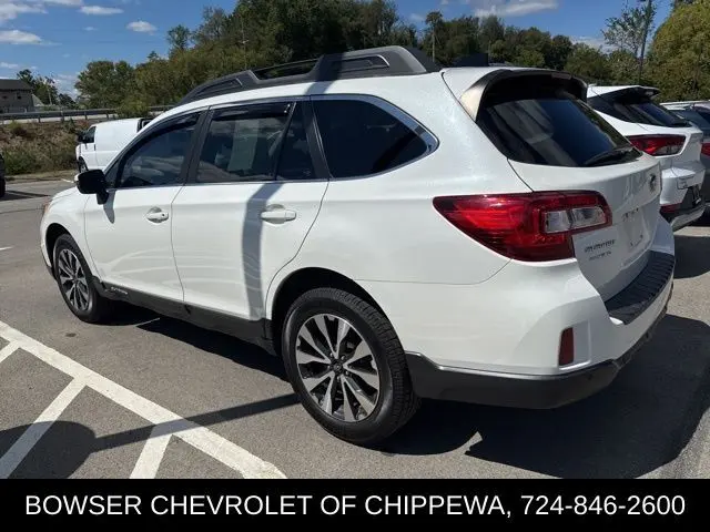 2017 Subaru Outback 2.5i Limited photo 3