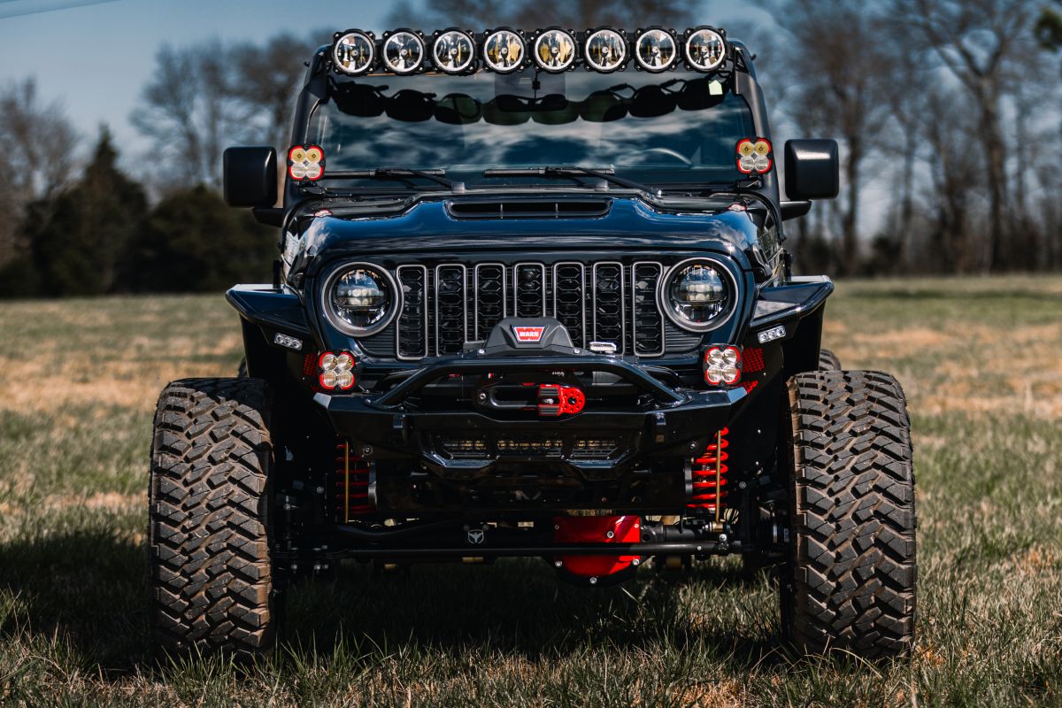 Custom Jeep Wrangler Rubicon 392 Exsterior Front Fascia with KC HiLiTES Light Bar