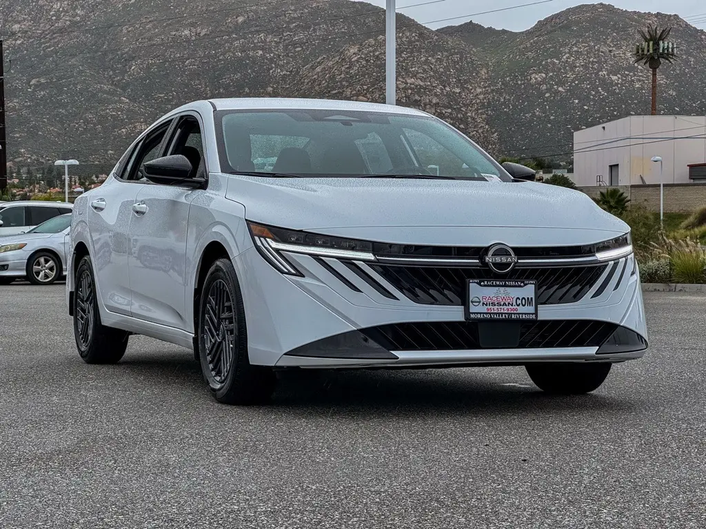 2026 Nissan Sentra SV's photo