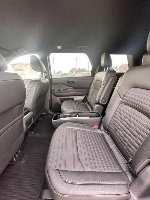 2025 Nissan Pathfinder Rock Creek photo 21