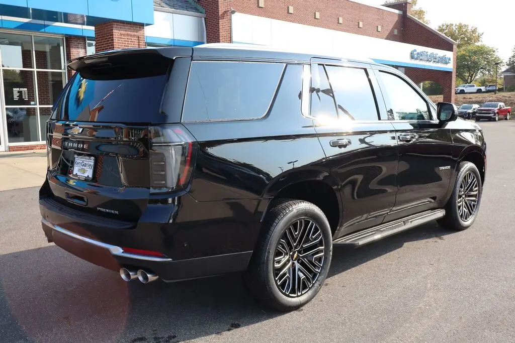 2025 Chevrolet Tahoe Premier photo 34
