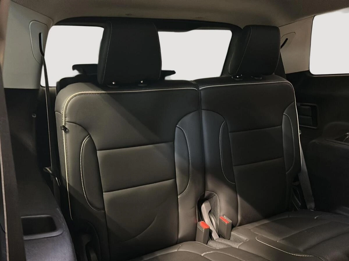 2023 GMC Acadia Denali - Photo 11