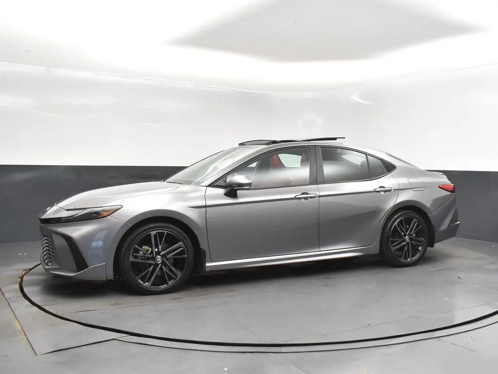 2025 Toyota Camry XSE's photo