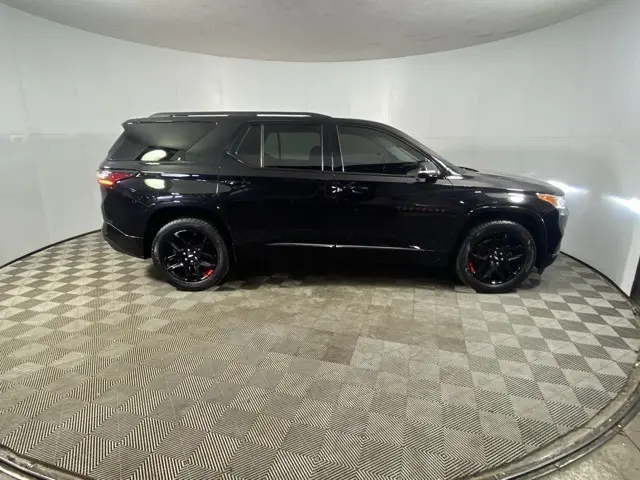 Used 2018 Chevrolet Traverse Premier with VIN 1GNERKKWXJJ175853 for sale in Columbus, IN