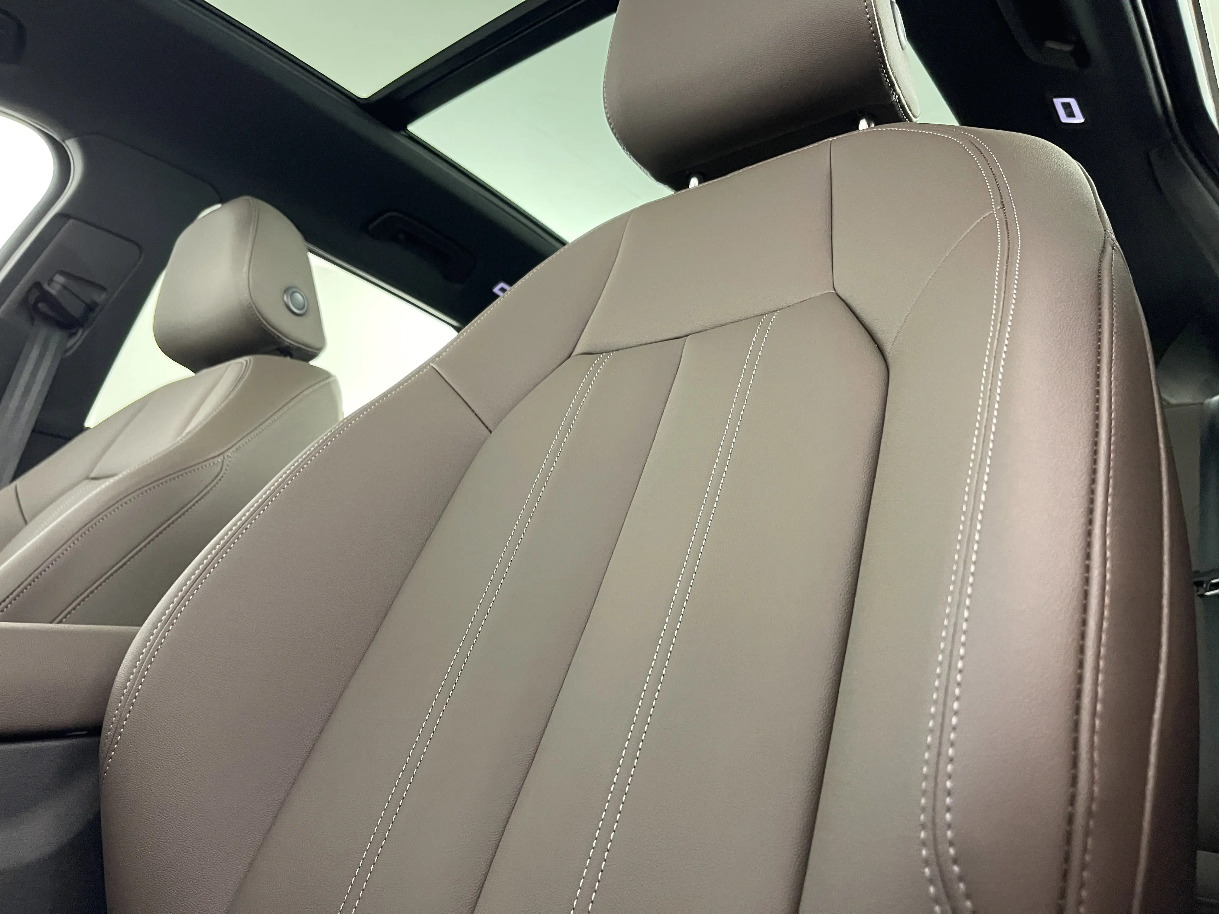 2025 Audi Q6 E-tron Prestige photo 21