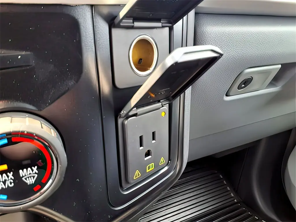 2026 Ford F-350 photo 9