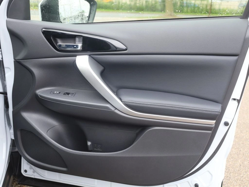 2026 Mitsubishi Eclipse Cross SE - Photo 16