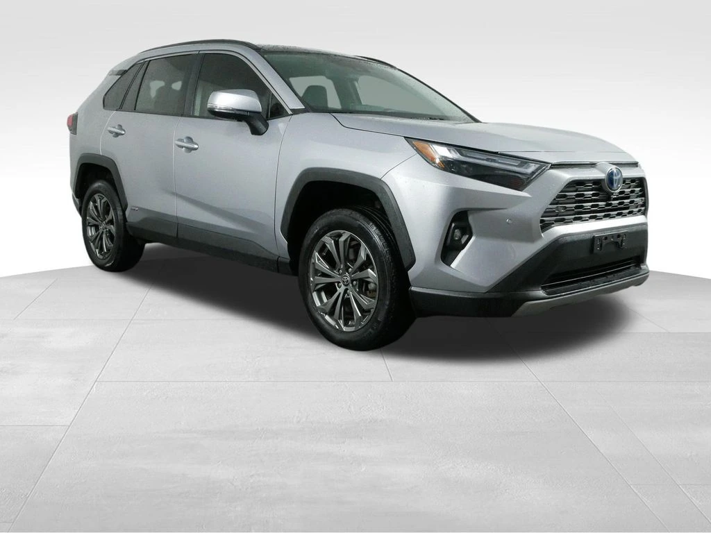 Used 2022 Toyota RAV4 Limited with VIN 4T3D6RFV7NU069956 for sale in Brooklyn Park, Minnesota