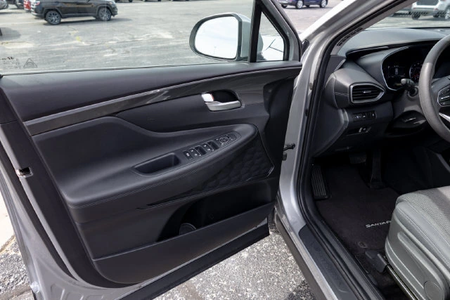 2023 Hyundai Santa Fe SE - Photo 13
