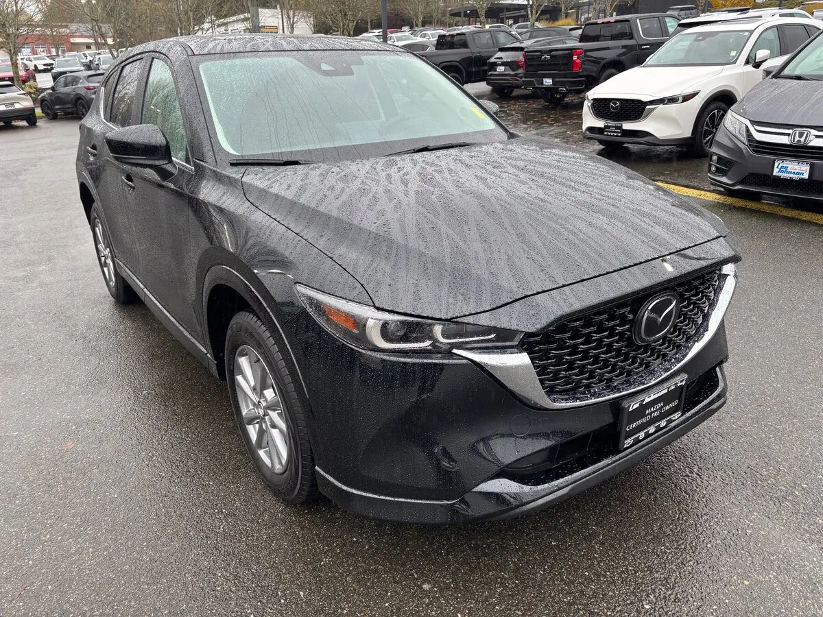 2025 Mazda CX-5 2.5 S Preferred photo 2