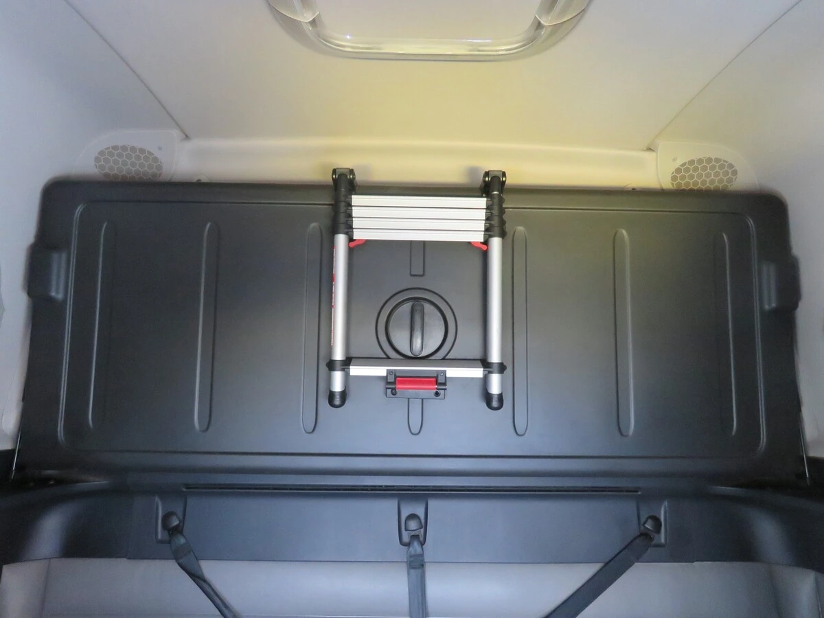 2022 Freightliner Cascadia - image 19