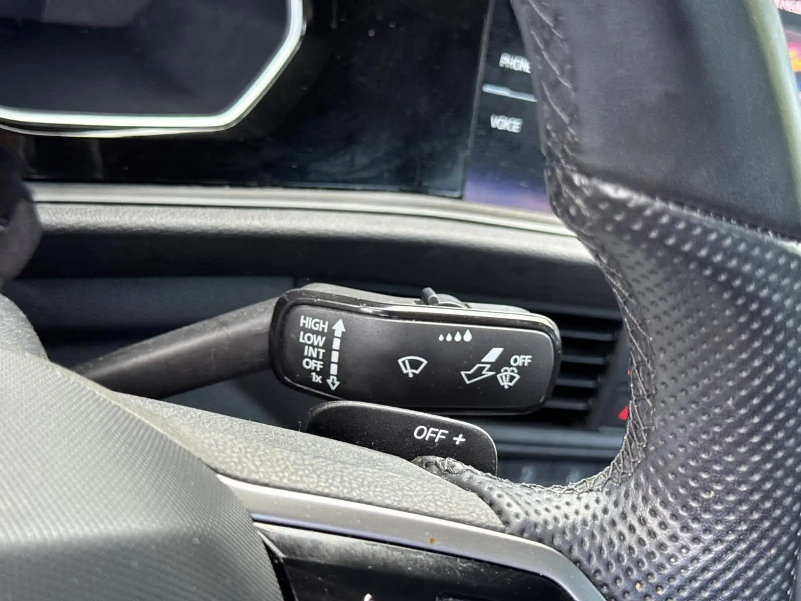 2022 Volkswagen Jetta GLI Autobahn photo 19