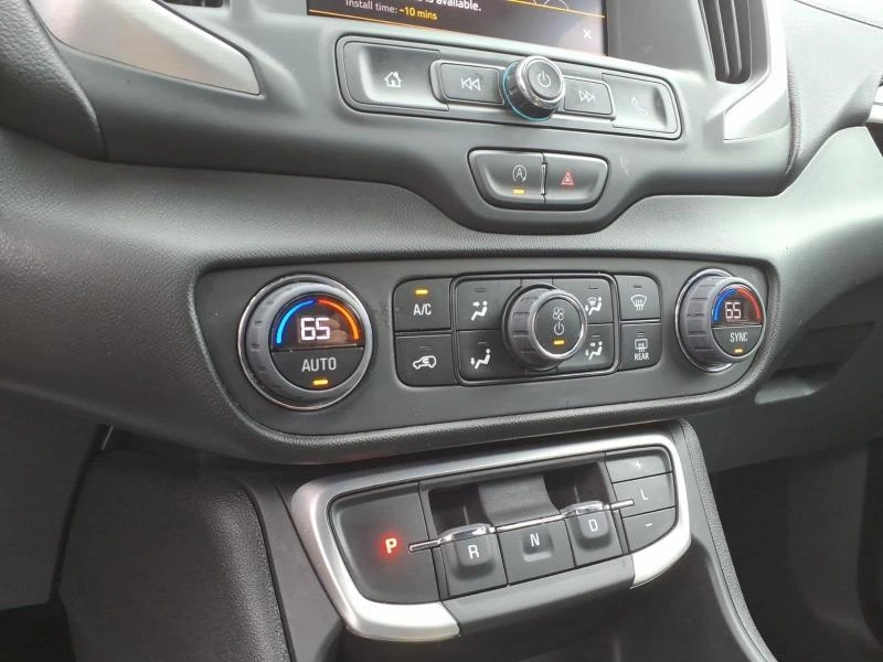 2023 GMC Terrain SLE - Photo 25