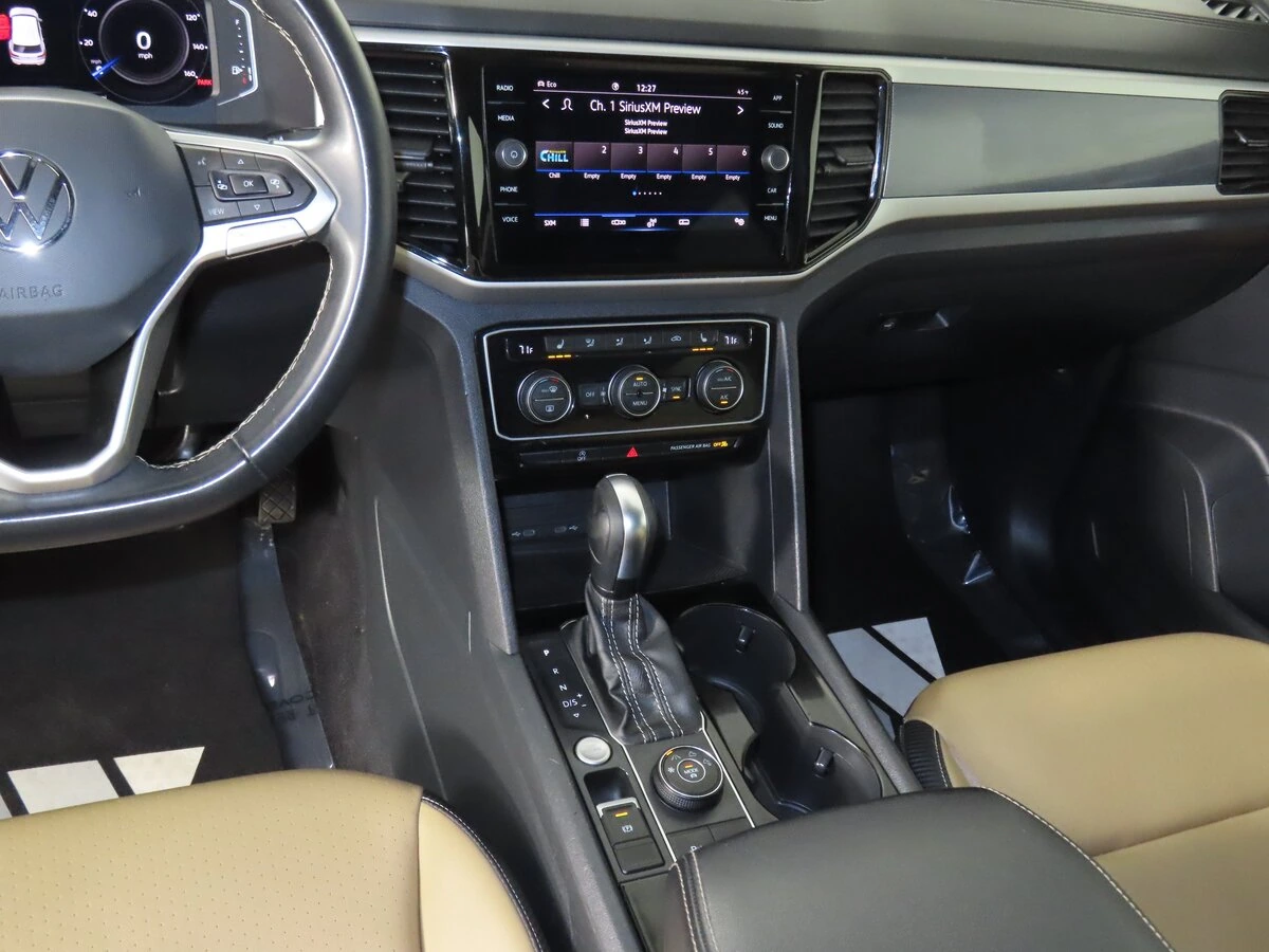 2023 Volkswagen Atlas Cross Sport SE w/Tech - Photo 35