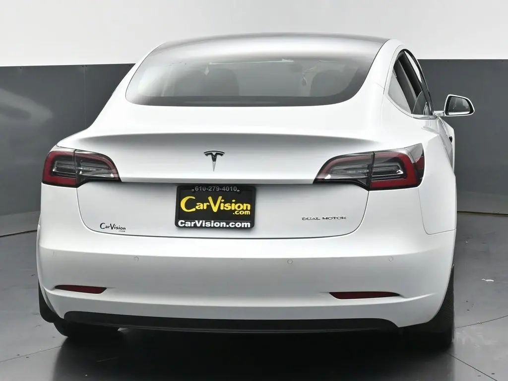 2020 Tesla Model 3 Long Range photo 2