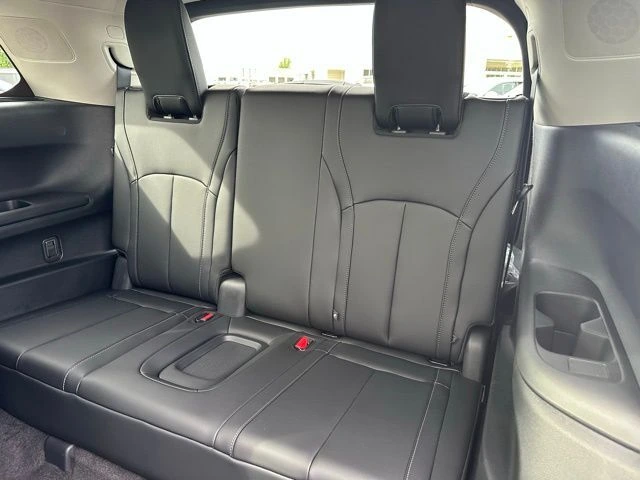 2027 INFINITI QX60 LUXE - Photo 35