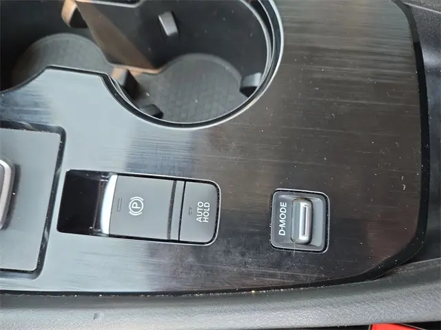 2021 Nissan Rogue SV photo 32