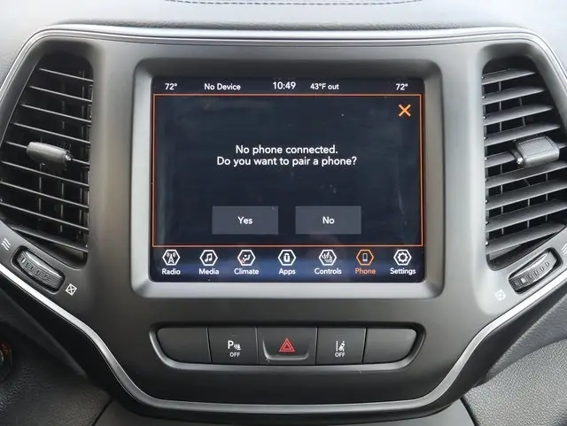 2021 Jeep Cherokee Altitude Latitude Lux photo 4