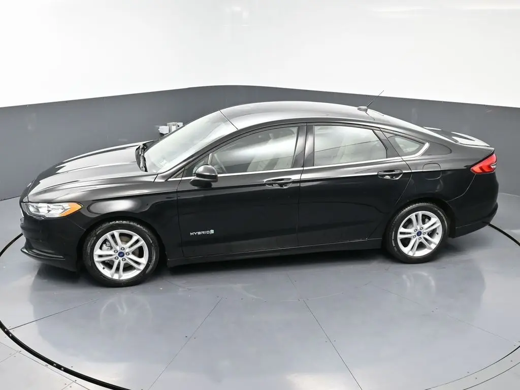 2018 Ford Fusion S Hybrid photo 37