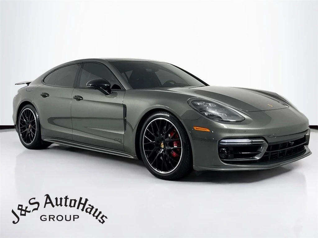 2023 Porsche Panamera