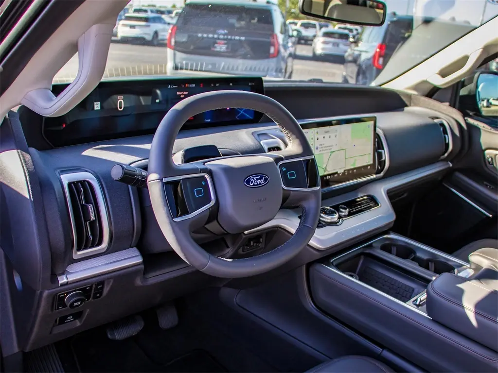 2025 Ford Expedition MAX photo 26