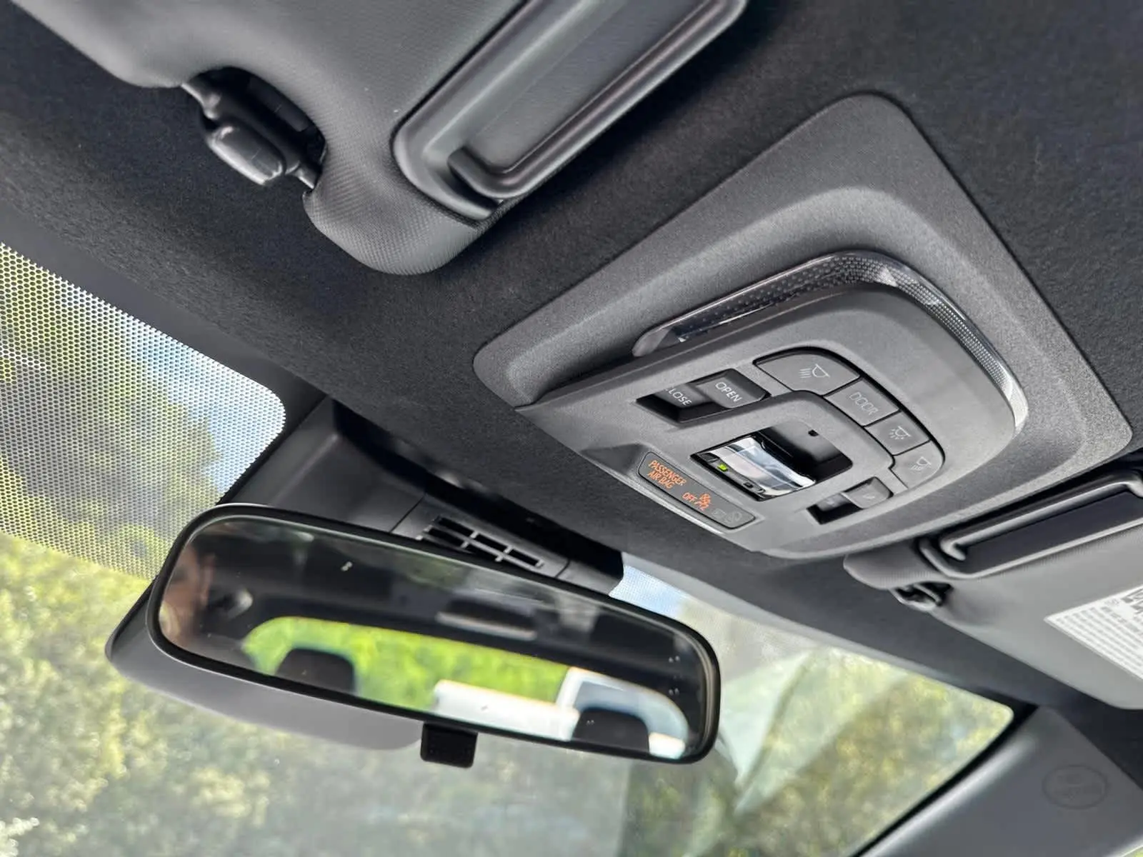 2024 Toyota Corolla SE Premium photo 28