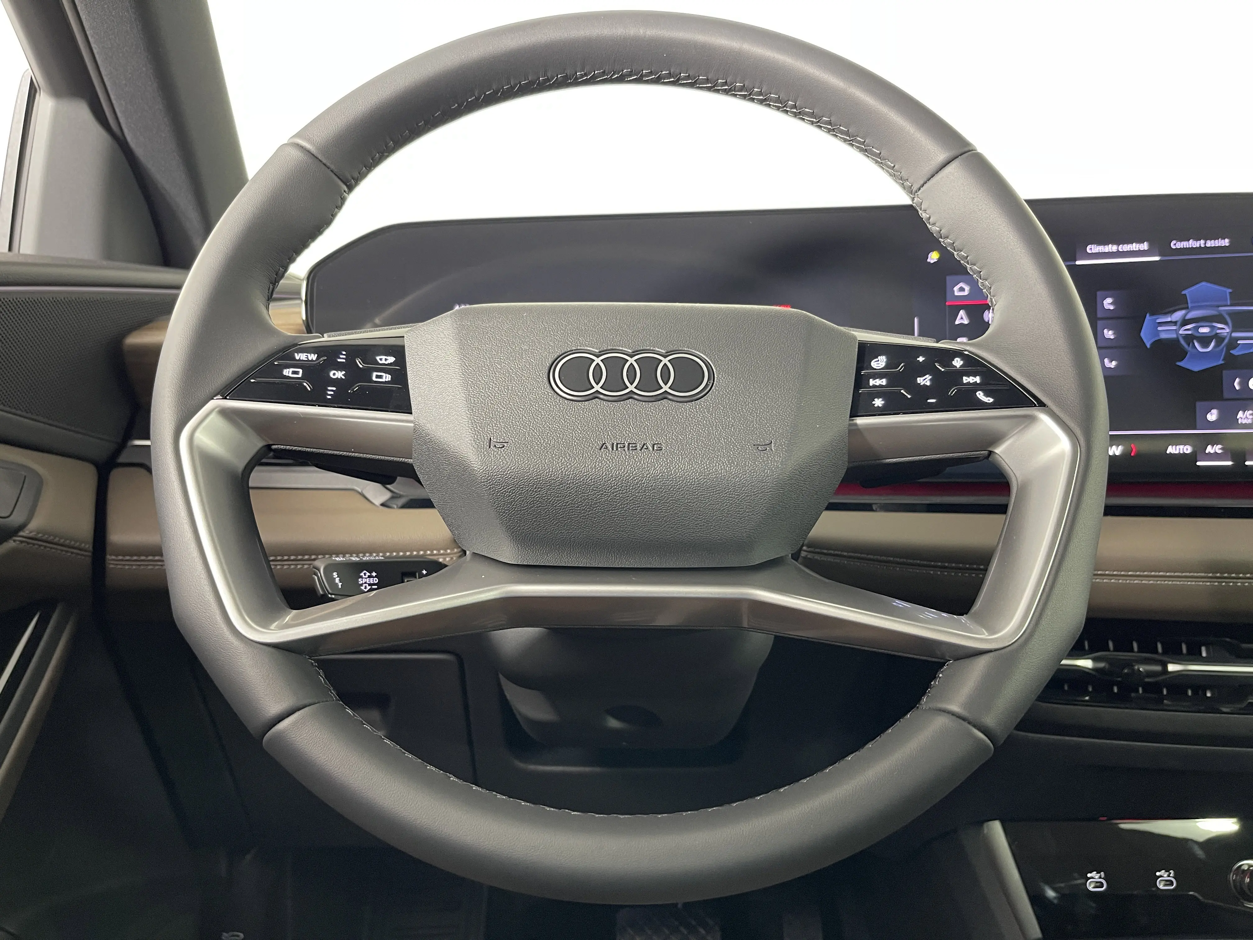 2025 Audi Q6 E-tron Prestige photo 22