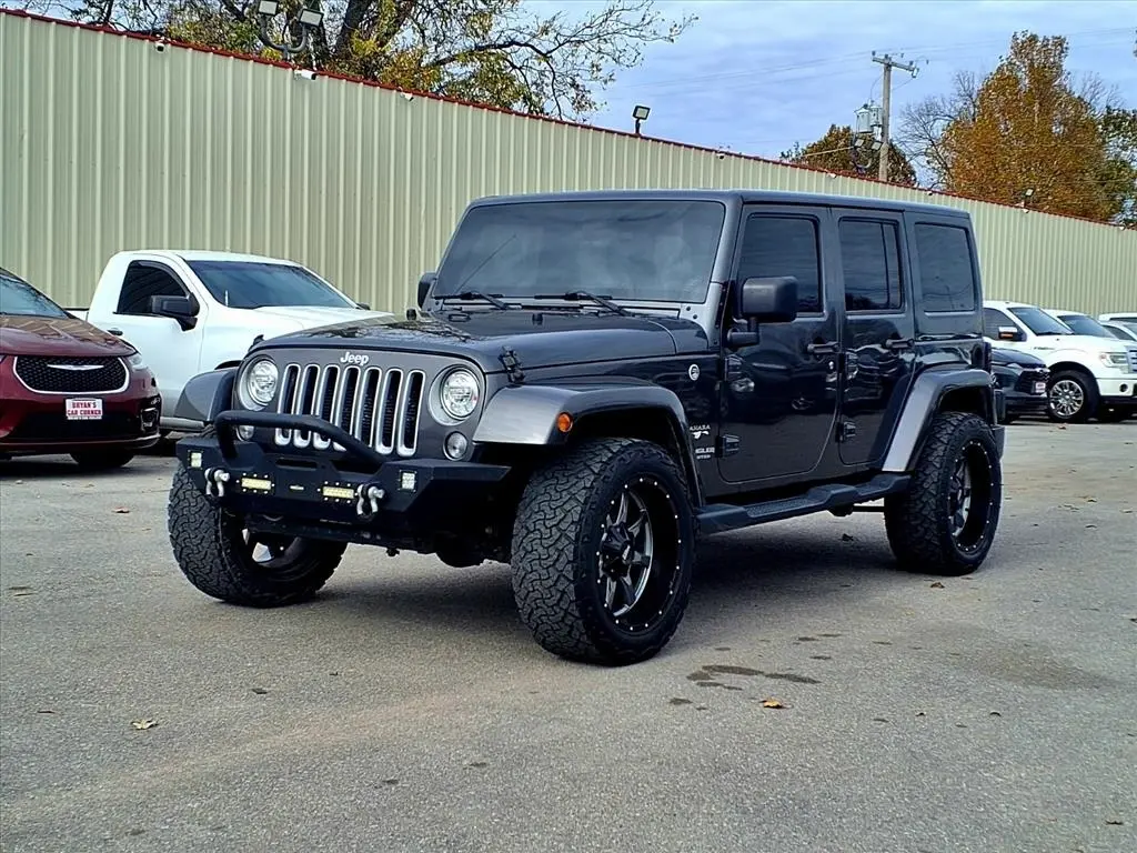 2017 Jeep Wrangler Unlimited Sahara's photo